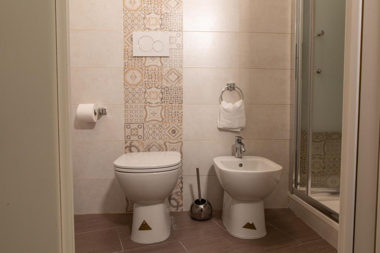 Bibbi'S House San Lorenzo Рим Екстер'єр фото