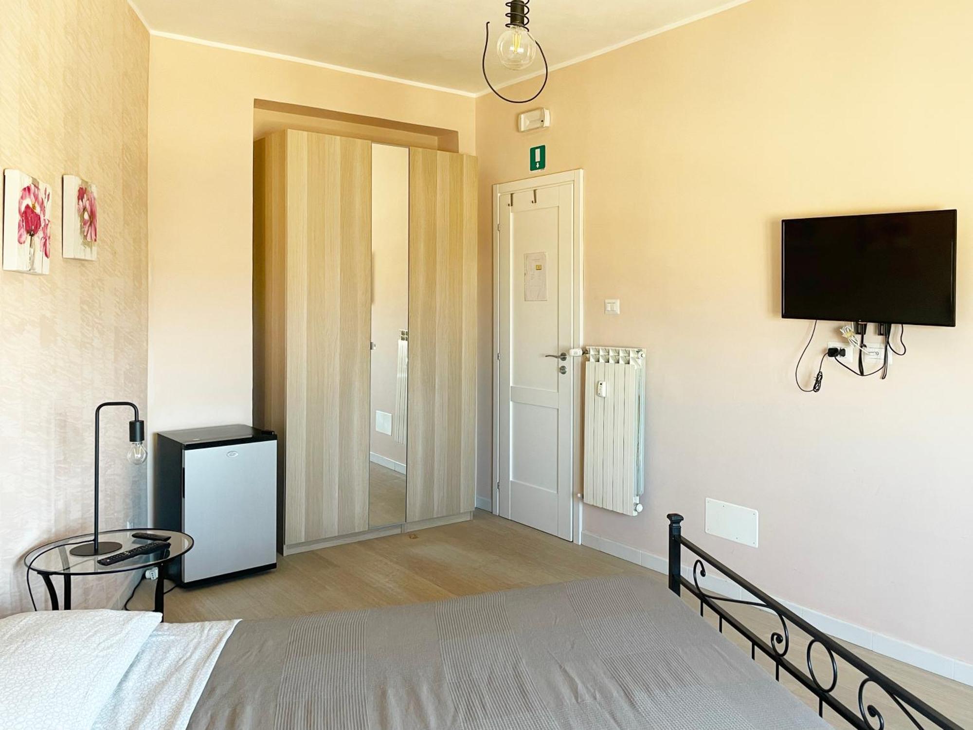 Bibbi'S House San Lorenzo Рим Екстер'єр фото
