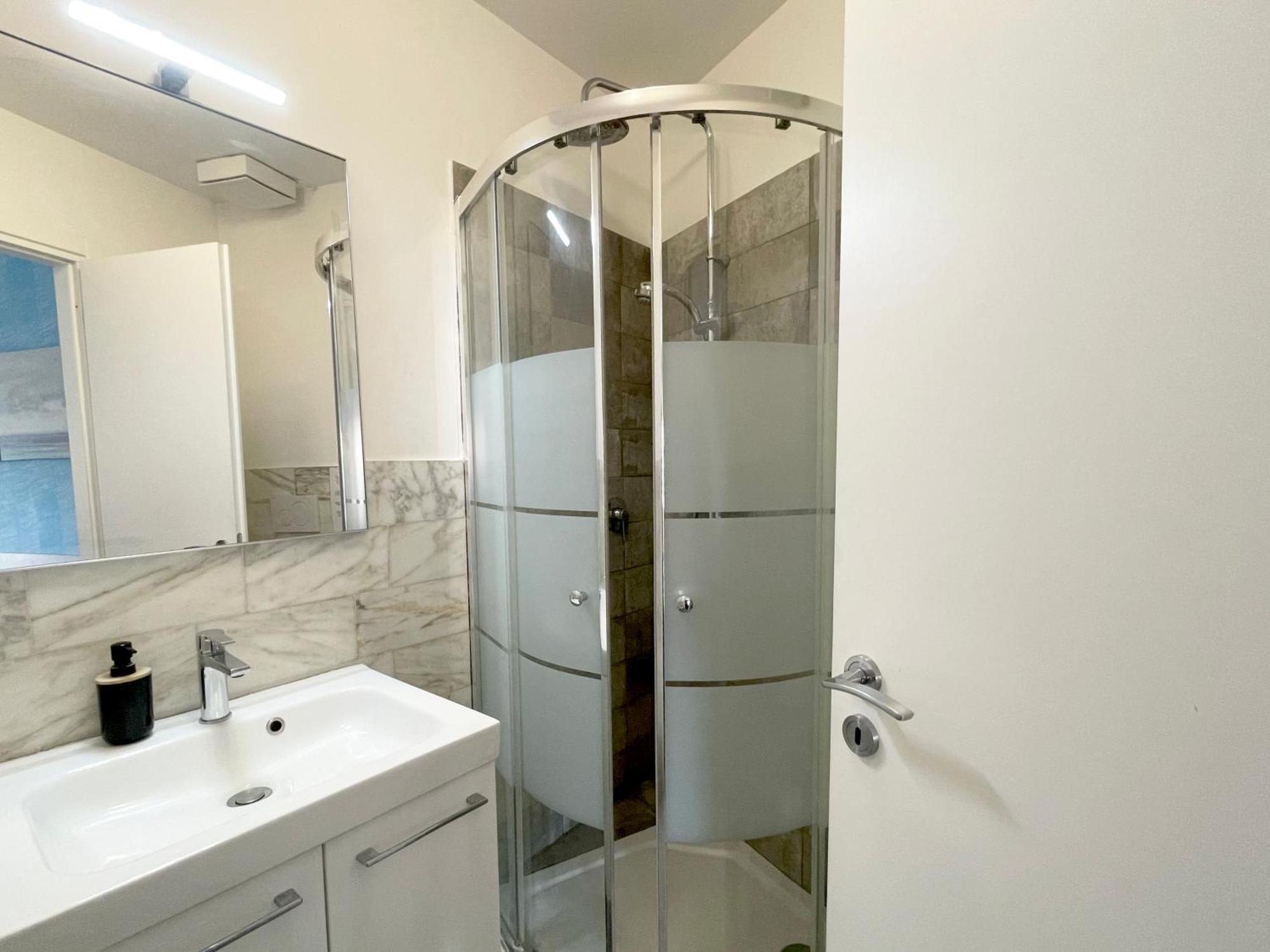 Bibbi'S House San Lorenzo Рим Екстер'єр фото