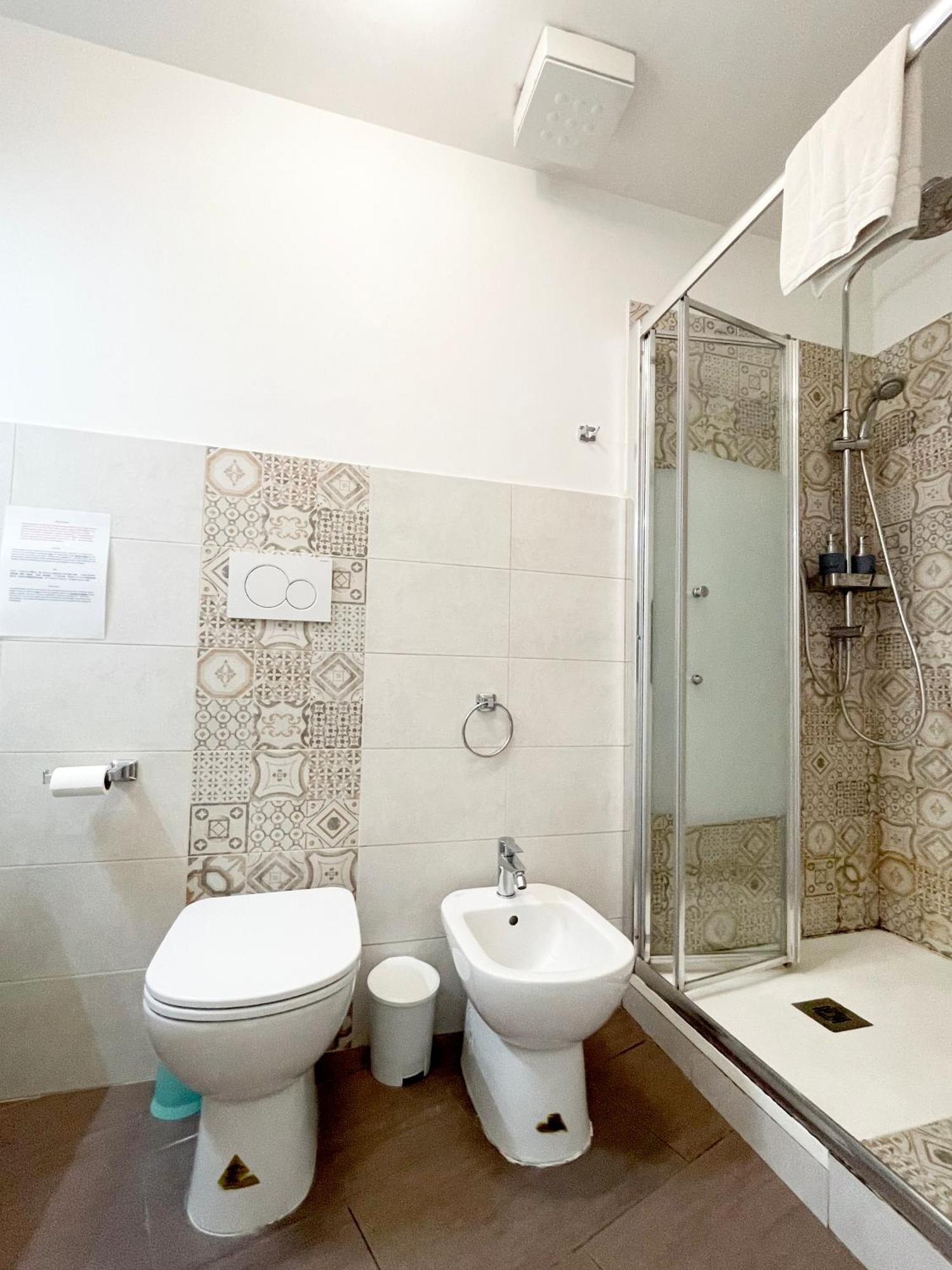 Bibbi'S House San Lorenzo Рим Екстер'єр фото